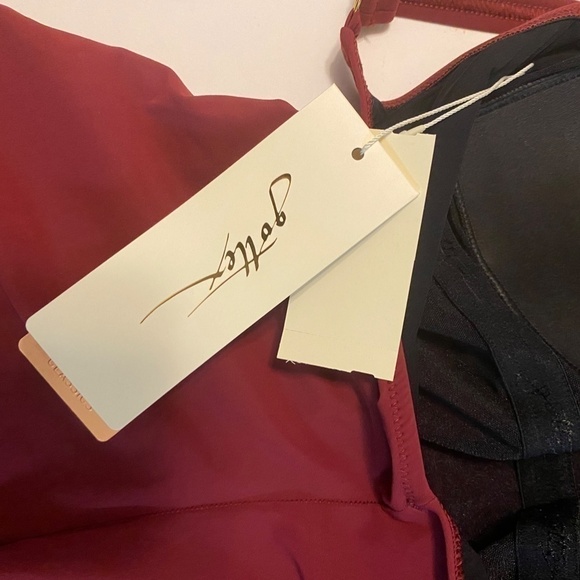 NWT- Gottex One Piece Swim Suit- Wine-Size 12 - Picture 9 of 13